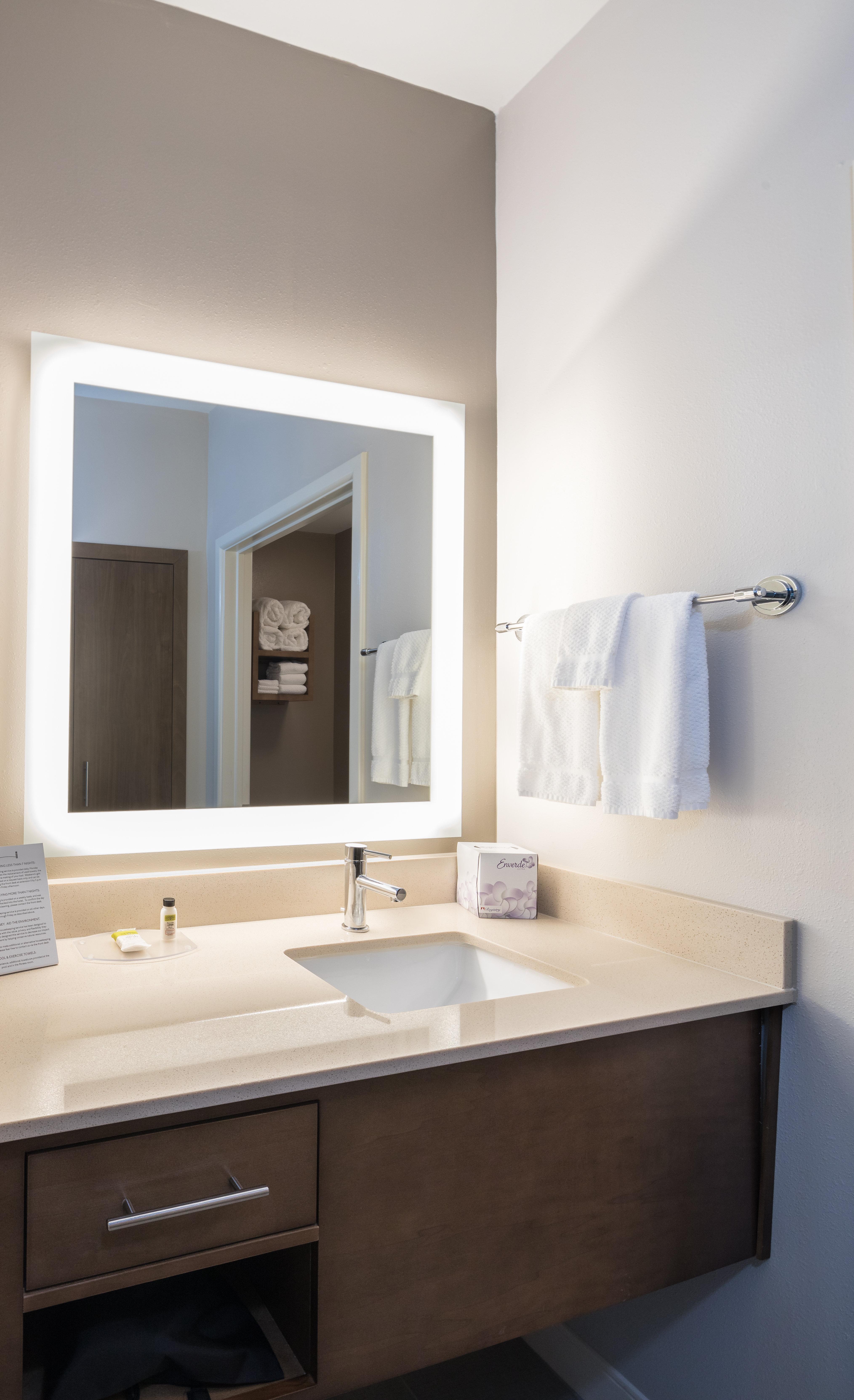Staybridge Suites - Lake Jackson By Ihg Ngoại thất bức ảnh